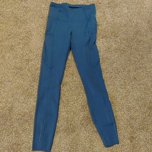 Lululemon teal tights. Fast and free 25" Excellent